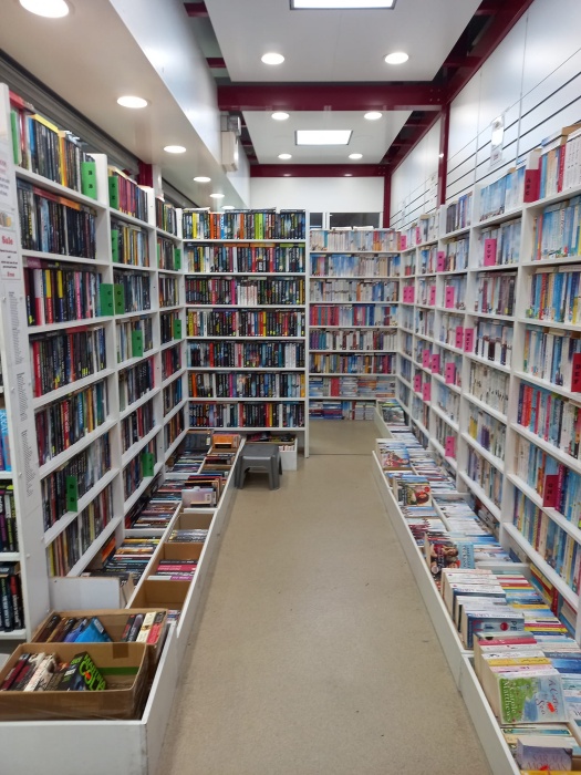 （翻攝自FB@Alpha Book Company, Romford Shopping Hall）